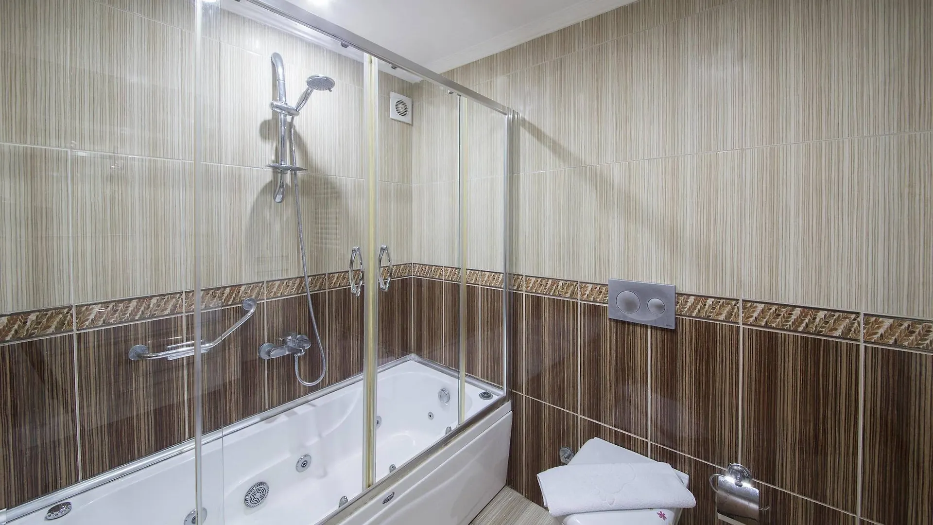 Grand Zentrum Hotel & Cafe Restaurant - Taksim Square Istanbulská provincie 3*,